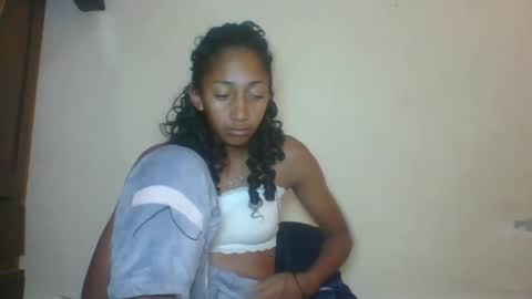 Snapshot of belle_annah chatting on 05/12/26, 04:09 belle_annah online show from 05/12/26, 04:09