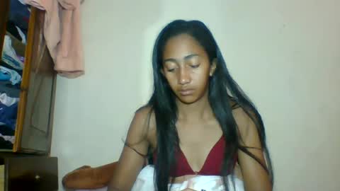 Snapshot of belle_annah chatting on 06/30/26, 07:42 belle_annah online show from 06/30/26, 07:42