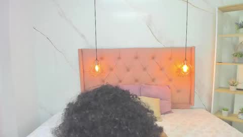 belle online show from 02/08/26, 12:30