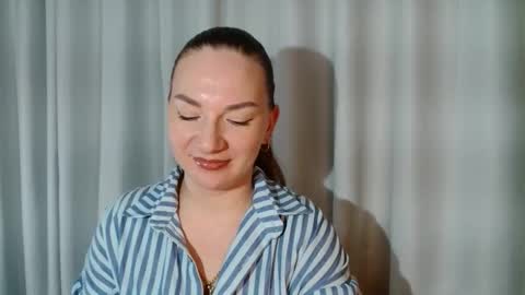 Snapshot of belle_fiesta chatting on 03/25/26, 10:05 belle_fiesta online show from 03/25/26, 10:05