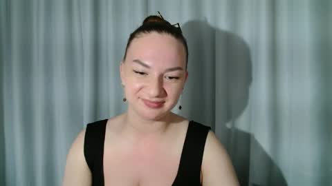 Snapshot of belle_fiesta chatting on 04/15/26, 12:17 belle_fiesta online show from 04/15/26, 12:17