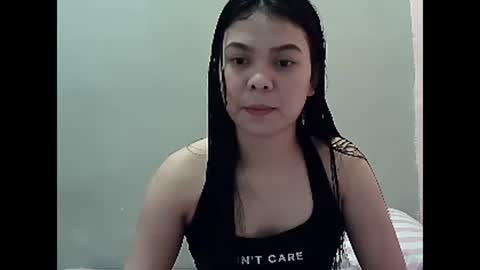 Belle online show from 12/05/24, 06:43