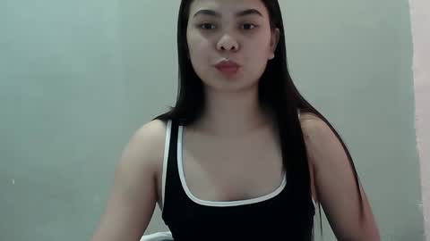 Belle online show from 03/11/25, 08:41