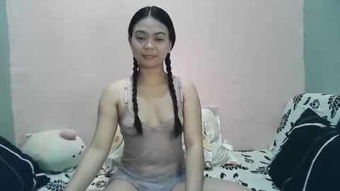 Belle online show from 10/24/25, 12:30