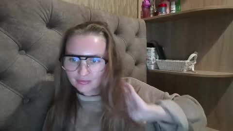 Snapshot of belleamiee chatting on 10/28/25, 05:26 Amelia online show from 10/28/25, 05:26