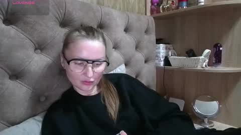 Snapshot of belleamiee chatting on 03/03/26, 06:58 Amelia online show from 03/03/26, 06:58