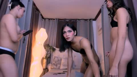 bellecollins online show from 10/06/25, 02:09