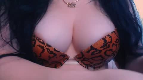 Hello I am kind friendly and cute girl online show from 01/11/25, 09:15