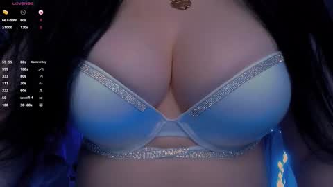 Hello I am kind friendly and cute girl online show from 11/23/25, 09:14