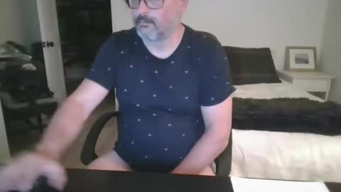 Snapshot of bellequeue19758 chatting on 10/07/25, 10:01 bellequeue19758 online show from 10/07/25, 10:01