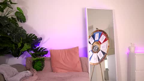 Snapshot of belleskye chatting on 02/25/26, 04:11 Belle online show from 02/25/26, 04:11