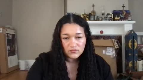 Belle Bradshaw online show from 05/11/26, 10:40