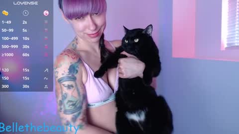 Belle online show from 03/04/25, 06:18