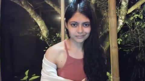 Snapshot of bellezacosmica chatting on 12/28/24, 04:51 bellezacosmica online show from 12/28/24, 04:51