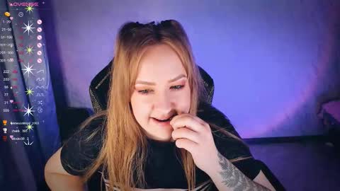 Your Annabelle Wolf  online show from 09/28/25, 05:29