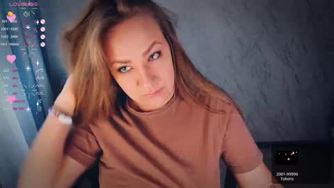 Your Annabelle Wolf  online show from 10/16/25, 07:31