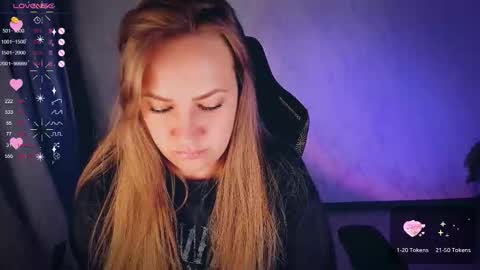 Your Annabelle Wolf  online show from 10/16/25, 10:55