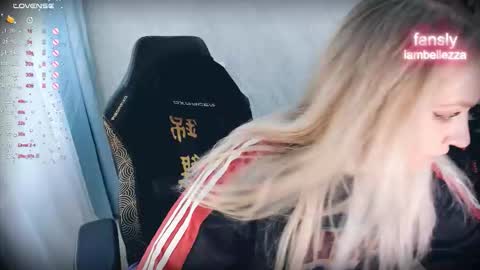 Your Annabelle Wolf  online show from 01/13/26, 11:48