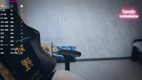 Snapshot of bellezza_ chatting on 04/23/26, 02:41 Your Annabelle Wolf online show from 04/23/26, 02:41