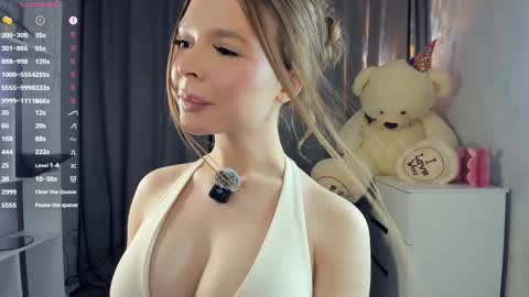 Snapshot of bellidream chatting on 04/19/26, 06:07 Bella online show from 04/19/26, 06:07