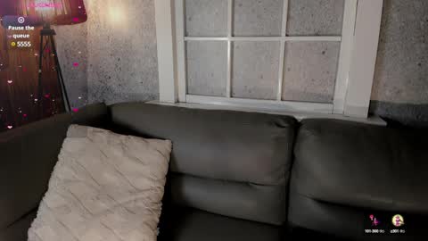 Snapshot of bellinda_21 chatting on 01/26/25, 07:09 Belinda online show from 01/26/25, 07:09