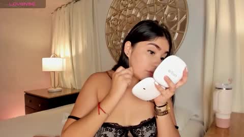 Snapshot of bellinda_21 chatting on 11/01/25, 07:05 Belinda online show from 11/01/25, 07:05