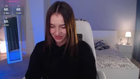 Bella online show from 09/26/25, 01:09