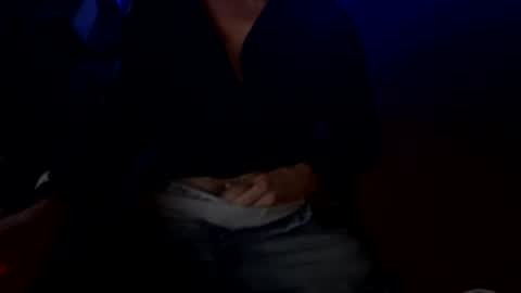 Snapshot of bello477192 chatting on 12/01/25, 03:11 bello477192 online show from 12/01/25, 03:11