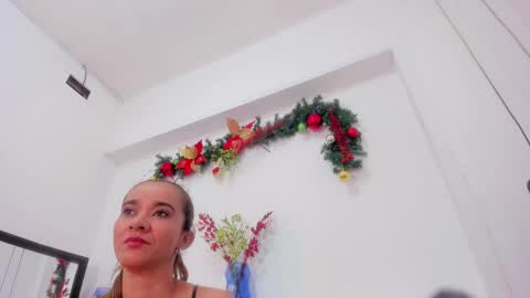 Snapshot of bellota_flak chatting on 12/13/24, 10:30 Bellota Flak online show from 12/13/24, 10:30