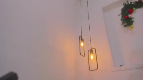 Snapshot of bellota_flak chatting on 12/15/24, 08:15 Bellota Flak online show from 12/15/24, 08:15