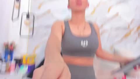 Snapshot of bellota_flak chatting on 01/24/25, 04:48 Bellota Flak online show from 01/24/25, 04:48