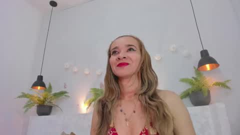 Snapshot of bellota_flak chatting on 03/02/25, 05:36 Bellota Flak online show from 03/02/25, 05:36