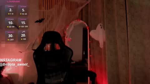 Snapshot of bellota_sweet chatting on 10/28/25, 02:15 Bella online show from 10/28/25, 02:15