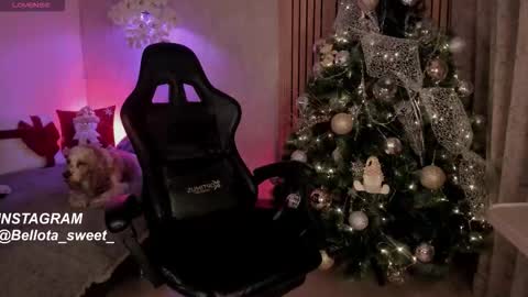 Snapshot of bellota_sweet chatting on 12/03/25, 02:19 Bella online show from 12/03/25, 02:19