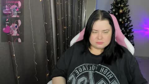 Snapshot of bellybooxo chatting on 01/07/26, 05:10 LinaBoo online show from 01/07/26, 05:10