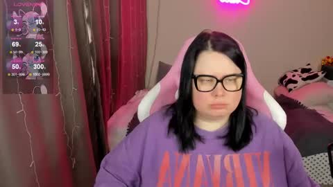 Snapshot of bellybooxo chatting on 03/31/26, 07:31 LinaBoo online show from 03/31/26, 07:31