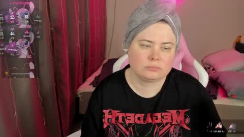 Snapshot of bellybooxo chatting on 04/02/26, 06:00 LinaBoo online show from 04/02/26, 06:00