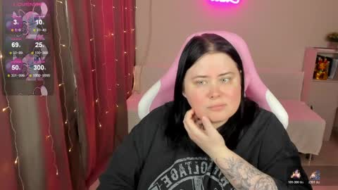 Snapshot of bellybooxo chatting on 04/09/26, 06:19 LinaBoo online show from 04/09/26, 06:19