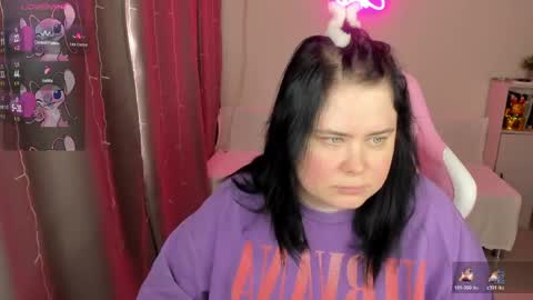 Snapshot of bellybooxo chatting on 04/15/26, 07:37 LinaBoo online show from 04/15/26, 07:37