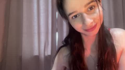 Snapshot of beloved_lucy chatting on 04/11/26, 08:40 beloved_lucy online show from 04/11/26, 08:40
