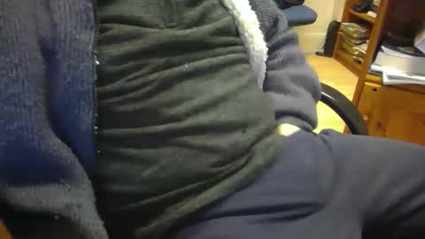 Snapshot of bemichel chatting on 03/30/26, 12:17 jaimetout online show from 03/30/26, 12:17