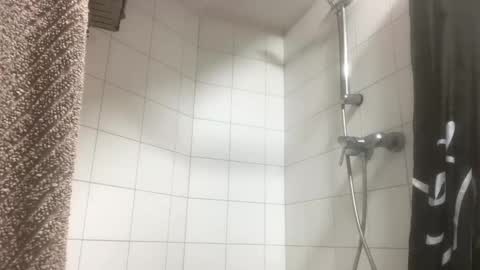 Snapshot of ben_big69 chatting on 01/15/25, 09:09 ben_big69 online show from 01/15/25, 09:09