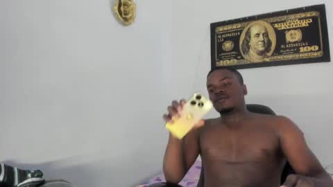 Snapshot of ben_castro chatting on 04/22/26, 08:54 ben online show from 04/22/26, 08:54