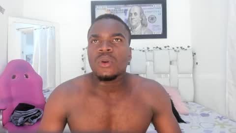 Snapshot of ben_castro chatting on 04/23/26, 08:33 ben online show from 04/23/26, 08:33