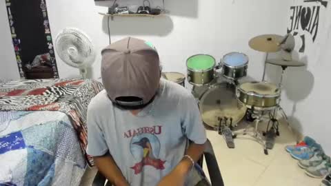 Snapshot of ben_falcon chatting on 09/25/25, 03:32 Ben online show from 09/25/25, 03:32