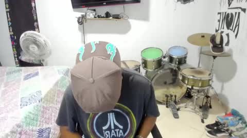 Snapshot of ben_falcon chatting on 10/18/25, 03:42 Ben online show from 10/18/25, 03:42