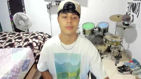 Snapshot of ben_falcon chatting on 10/23/25, 03:39 Ben online show from 10/23/25, 03:39