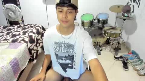 Snapshot of ben_falcon chatting on 10/30/25, 03:30 Ben online show from 10/30/25, 03:30