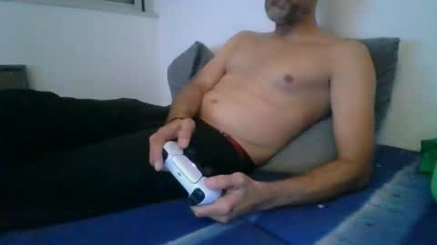 benbare13 online show from 12/02/24, 07:38