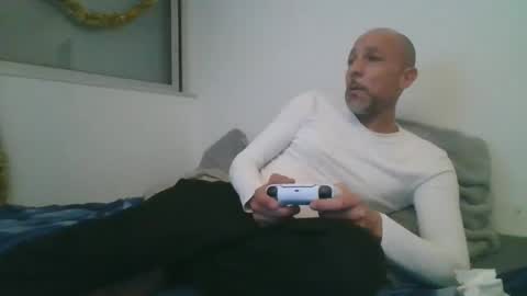 benbare13 online show from 12/25/24, 11:31